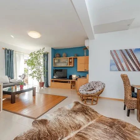 Romantic Oasis Apartman *