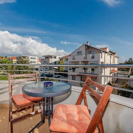 Romantic Oasis 公寓 扎达尔