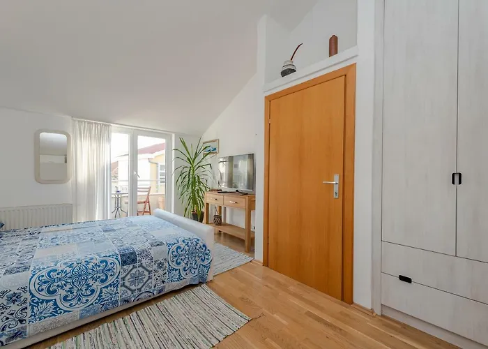 Apartment Romantic Oasis *